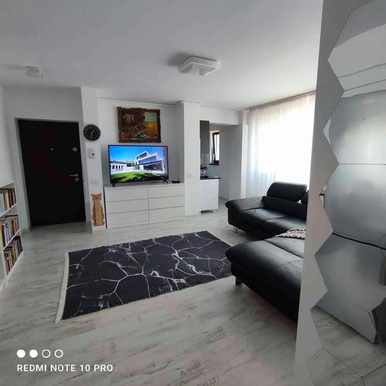 Apartament cu 2 camere decomandat, mobilat în Berceni