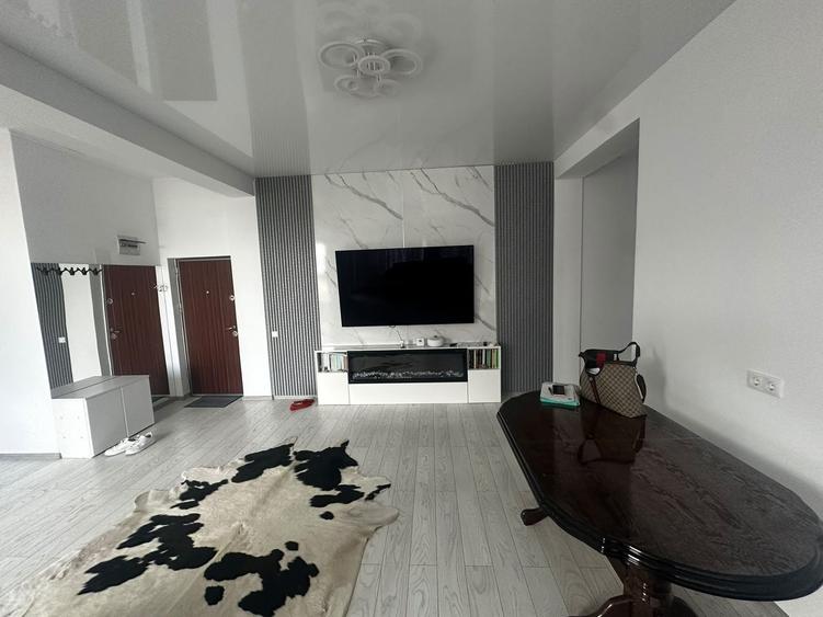 Apartament cu 2 camere decomandat, mobilat în Șelimbăr