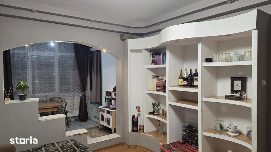Apartament cu 2 camere în Micro 14