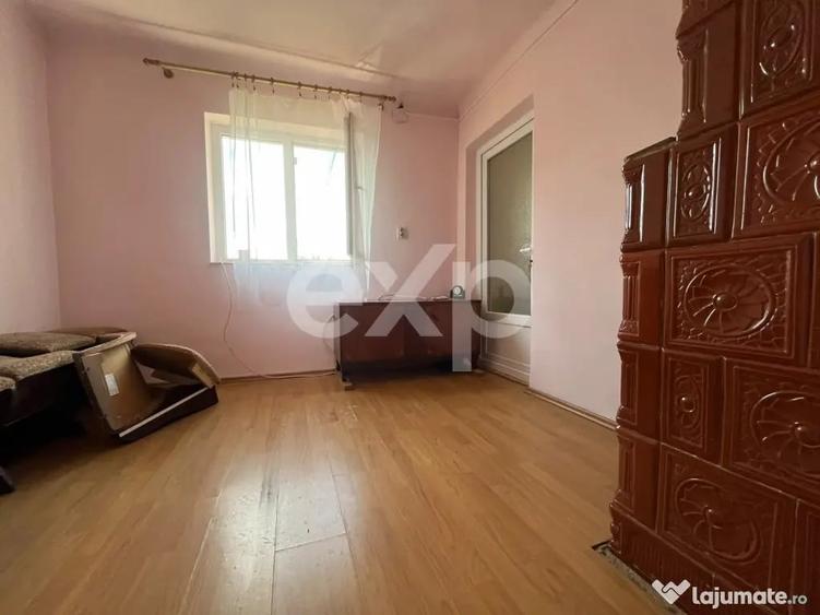 Casă cu 3 camere cu Teren 1140 Mp în Central
