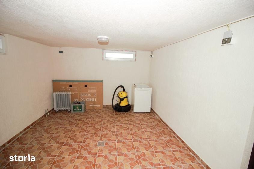 Casă cu 4 camere cu Teren 1500 Mp în Filipești