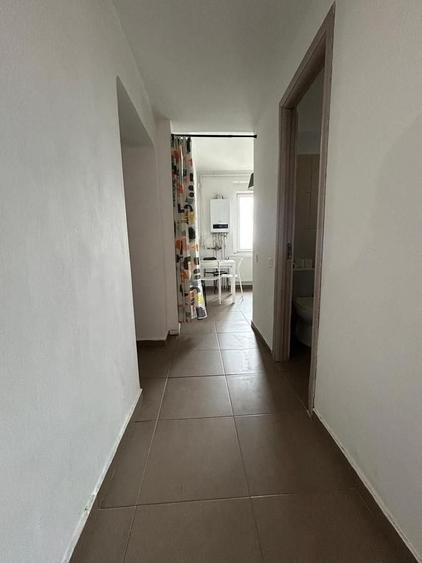 Apartament cu 2 camere semidecomandat, mobilat în P-ța Rosetti