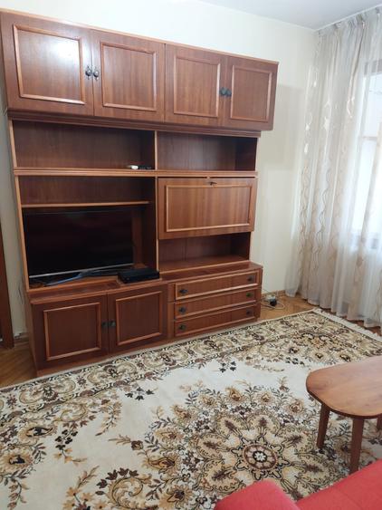 Apartament cu 2 camere semidecomandat în Sud
