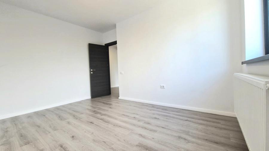 Spațiu comercial, de 55 mp, în 1 Decembrie