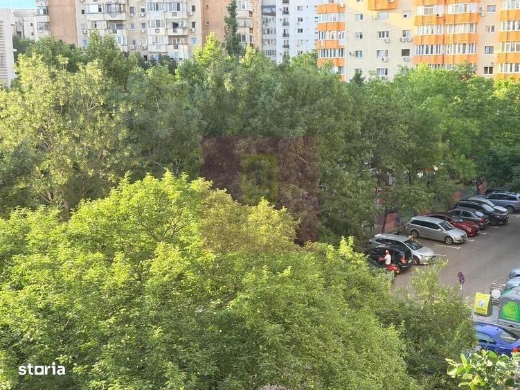 Apartament cu 3 camere decomandat în Nerva Traian