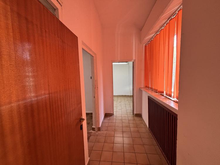 Birou, de 57.700000762939 mp, în Costin Georgian