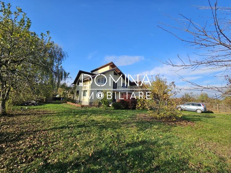 Casă individuală cu 5 camere cu Canalizare în Șișești