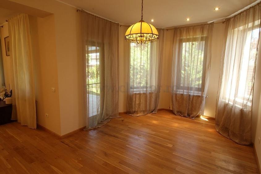Casă individuală cu 5 camere cu Piscina în Pipera