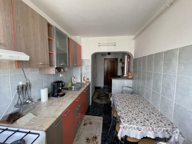 Apartament cu 2 camere semidecomandat în Dărmănești