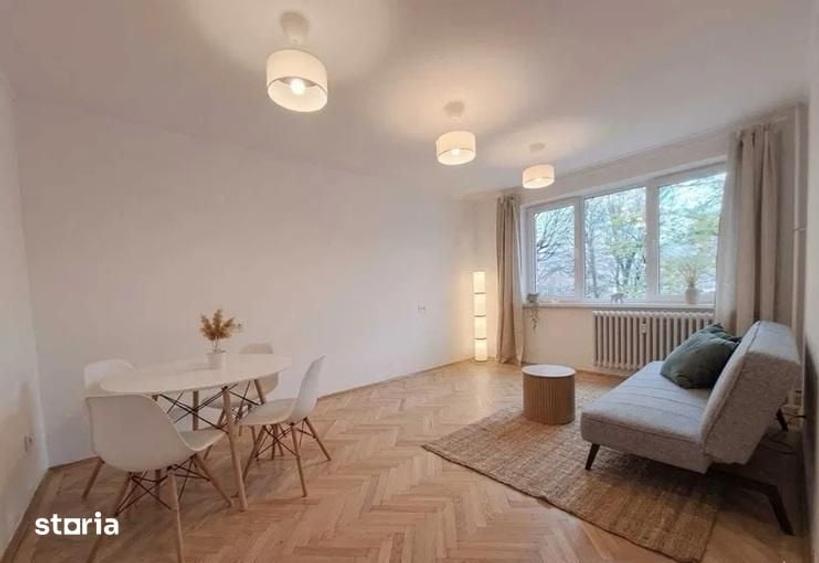 Apartament cu 2 camere decomandat în Berceni