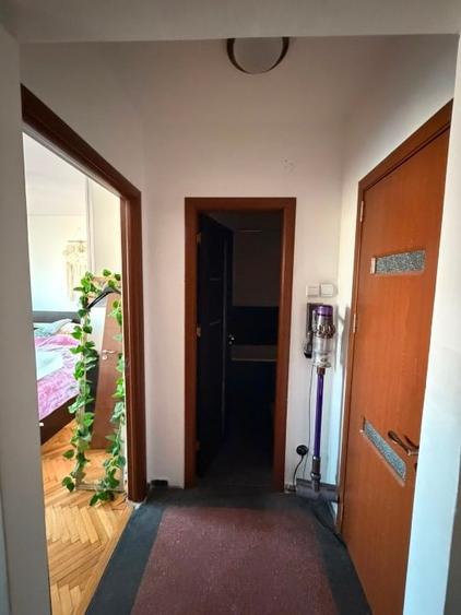 Apartament cu 2 camere semidecomandat, mobilat în Dorobanți