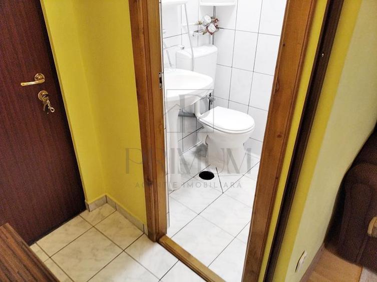 Garsonieră semidecomandată, mobilată în Complex Studențesc