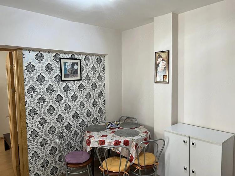 Apartament cu 2 camere decomandat în Calea Dumbrăvii