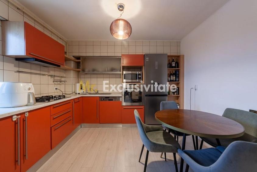 Apartament cu 3 camere decomandat în Ultracentral