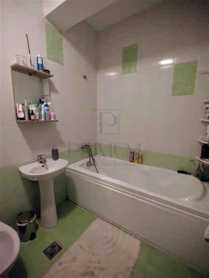 Apartament cu 3 camere decomandat, mobilat în Sânandrei