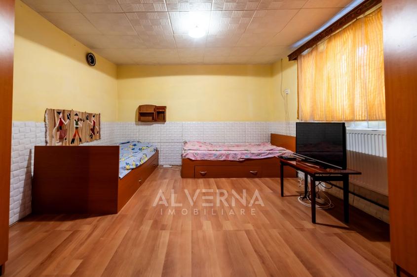Casă individuală cu 2 camere cu Canalizare în Plopilor