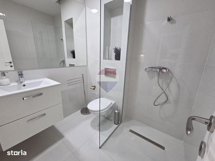 Casă cu 4 camere în Câmpineanca
