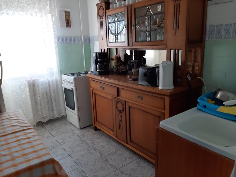 Apartament cu 2 camere semidecomandat în Confecții