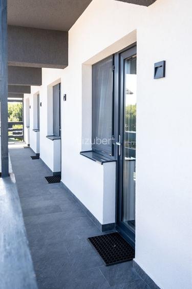 Vand pensiunea P+2 , 15 camere in Afumati