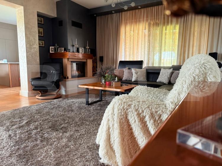 Casă individuală cu 4 camere cu Canalizare în Lunca Calnicului
