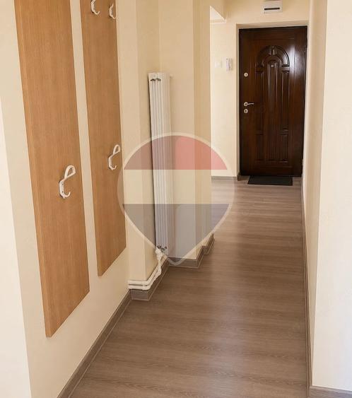 Apartament cu 3 camere decomandat în Păcurari