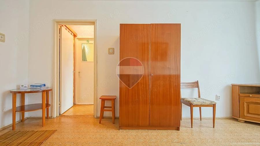 Apartament cu 2 camere semidecomandat în Florilor