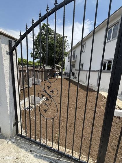 Casă cu 4 camere cu Teren 200 Mp în Central