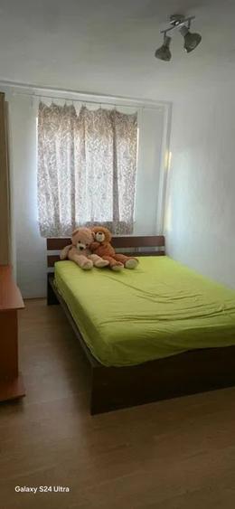 Apartament cu 3 camere decomandat, mobilat în Drumul Taberei