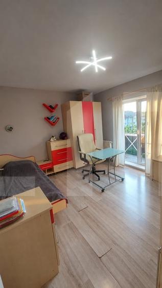 Apartament cu 2 camere decomandat, mobilat în Central