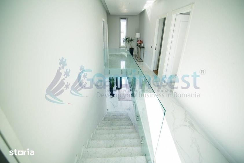 Casă cu 4 camere cu Teren 500 Mp în Central