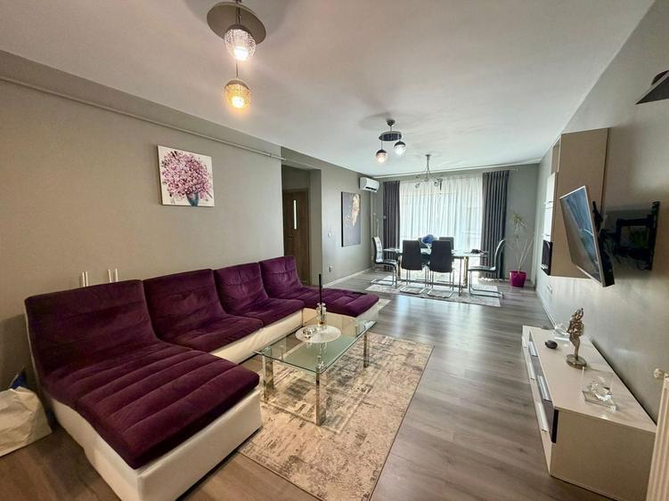 Apartament cu 2 camere decomandat în Central