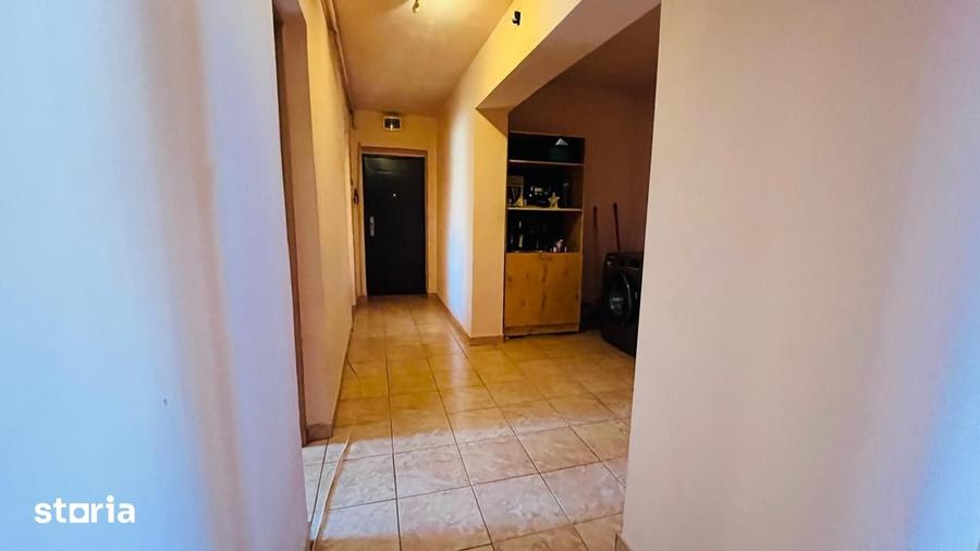 Apartament cu 4 camere în Kogălniceanu