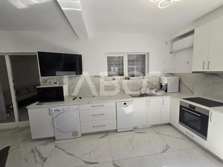 Casă cu 5 camere cu Teren 203 Mp în Central