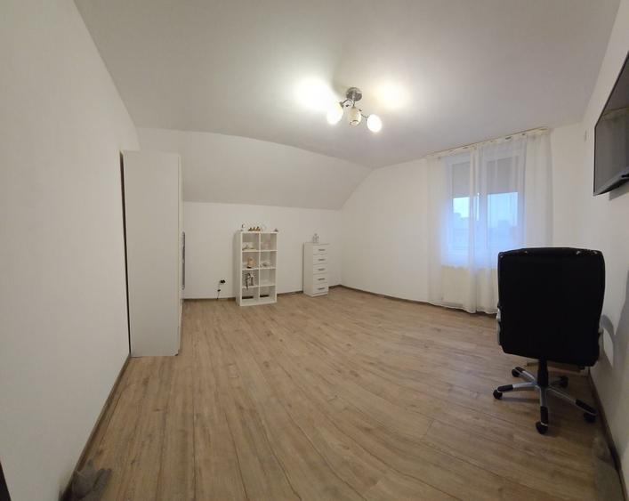 Proprietar, inchiriez apartament cu doua camere, zona Modern - 3