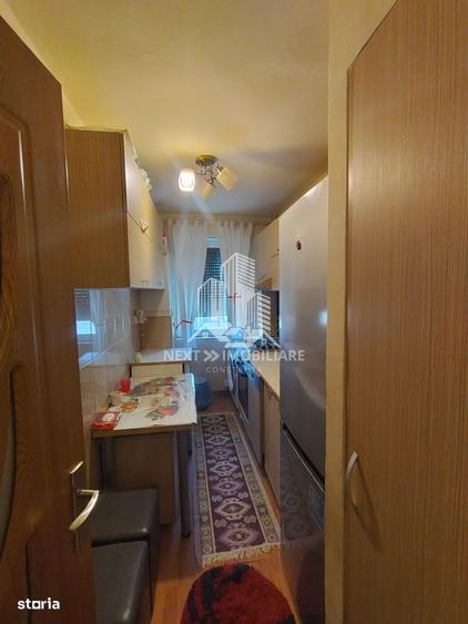 Apartament cu 2 camere semidecomandat, mobilat în Cazino