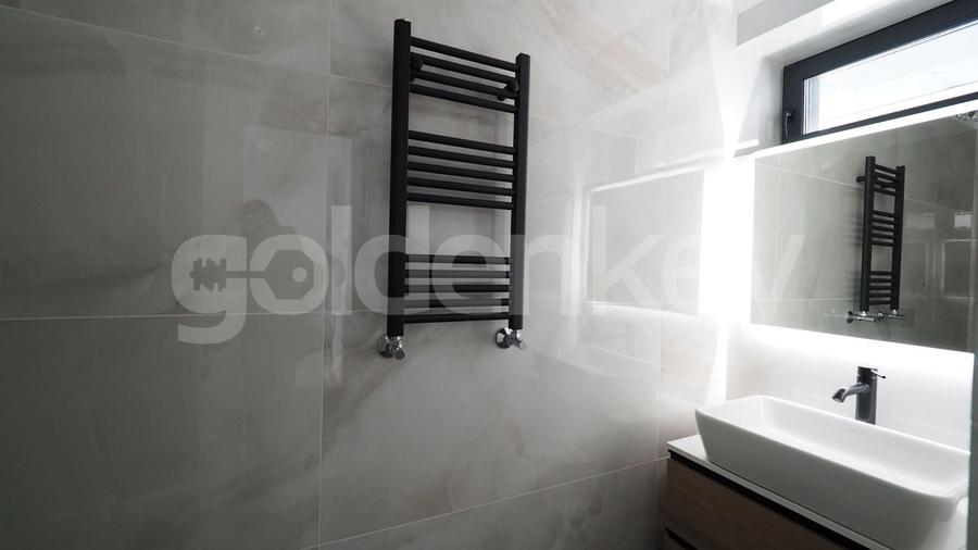Duplex cu 5 camere cu Canalizare în Pipera