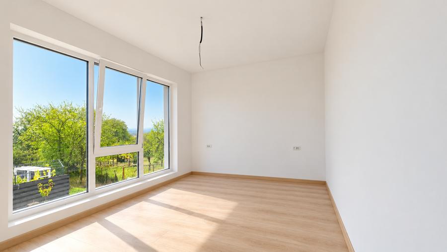 Casă individuală cu 4 camere cu Teren 400 Mp în Miroslava