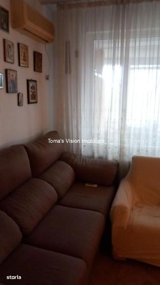 Apartament cu 2 camere semidecomandat, mobilat în Pajura