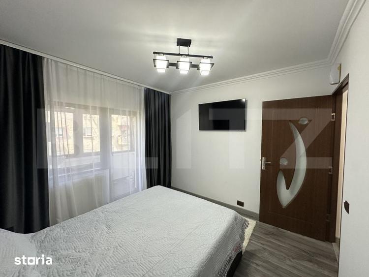 Apartament cu 4 camere în Micro 17