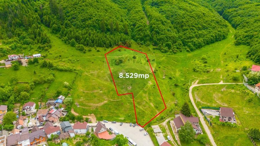 Teren Construcții intravilan de 8529 mp, în Bunloc