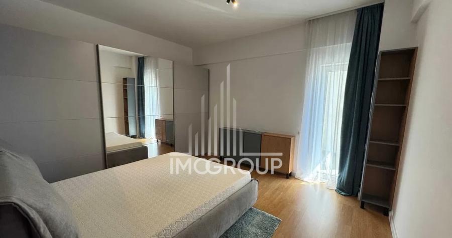 Apartament cu 2 camere semidecomandat, mobilat în Central