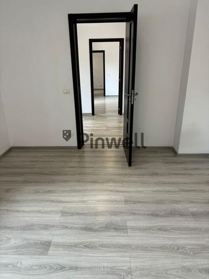 Casă individuală cu 4 camere cu Canalizare în Tei