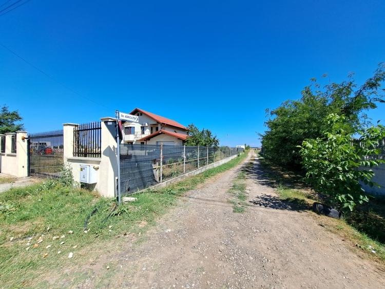 Teren Construcții intravilan de 967 mp, în Dimieni