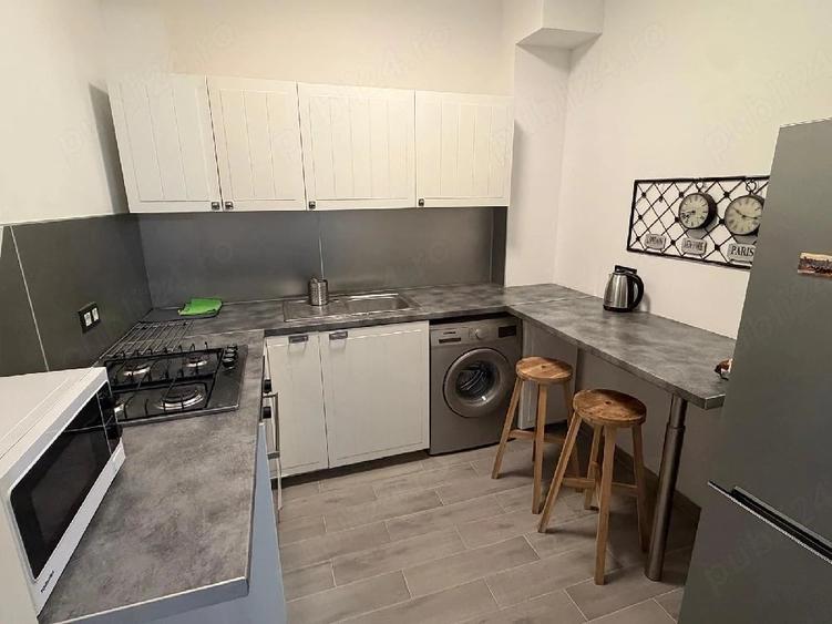 Apartament cu 2 camere decomandat în Sisești