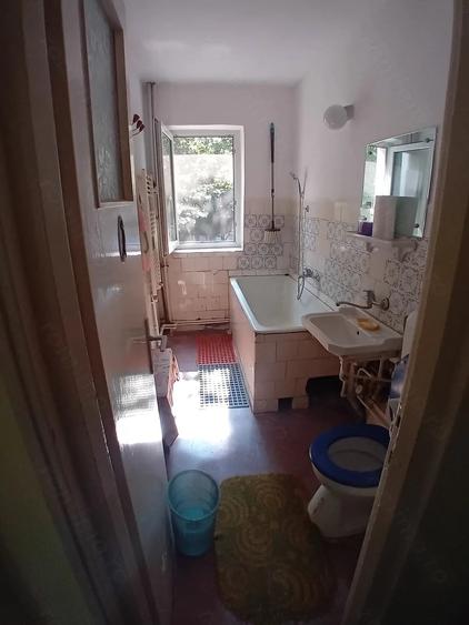 Apartament cu 2 camere semidecomandat în Precista
