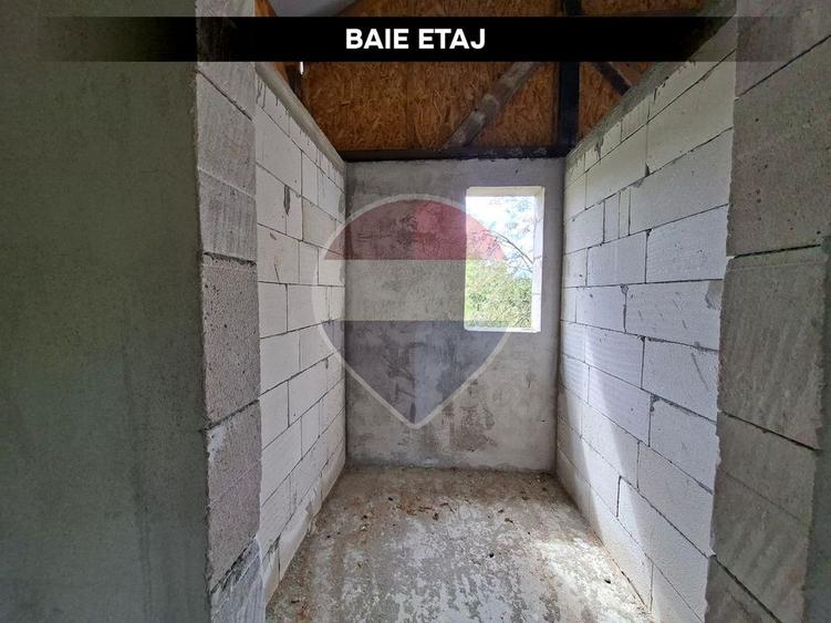 Casă individuală cu 4 camere cu Teren 1000 Mp în Șișești
