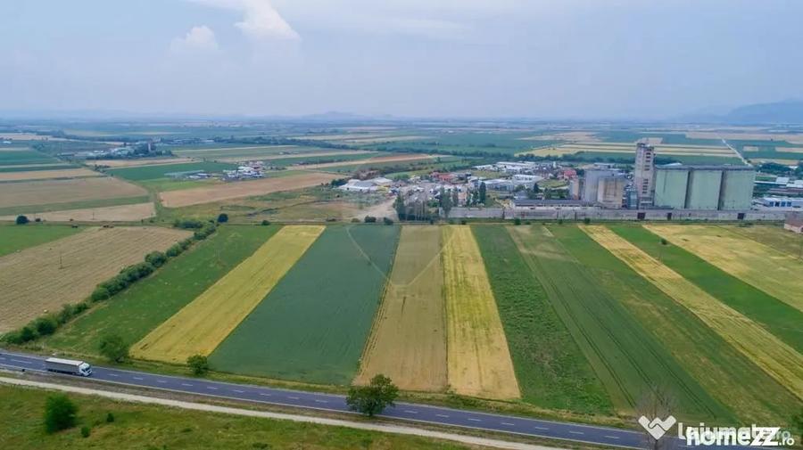 Teren intravilan de vanzare in Codlea, iesirea spre Sibiu - 4