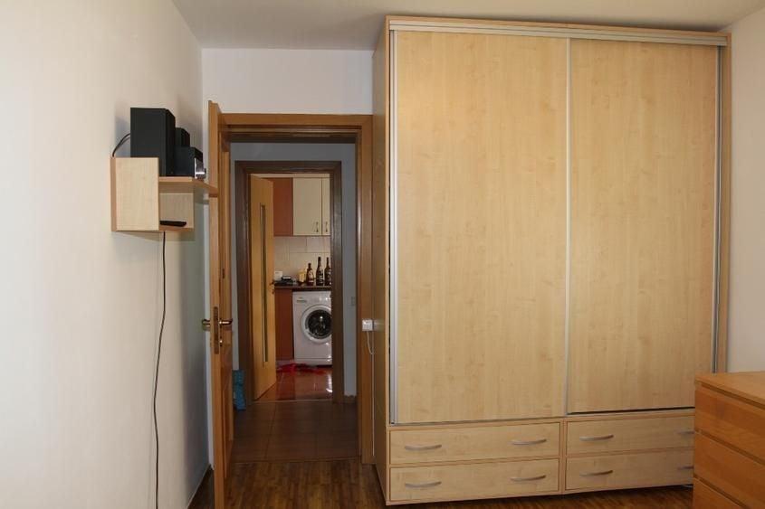 Apartament cu 2 camere decomandat, mobilat în Titan