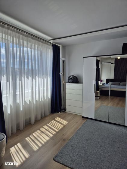 Apartament cu 3 camere în Zorilor