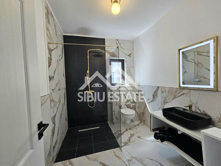 Duplex cu 4 camere cu Canalizare în Arhitecților - Calea Cisnădiei